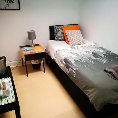 The Kingsview Townhouse - Boutique Hostel Edynburg Zewnętrze zdjęcie