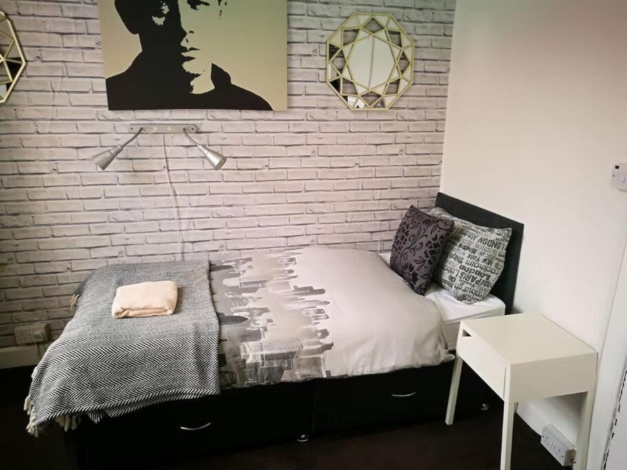 The Kingsview Townhouse - Boutique Hostel Edynburg Zewnętrze zdjęcie