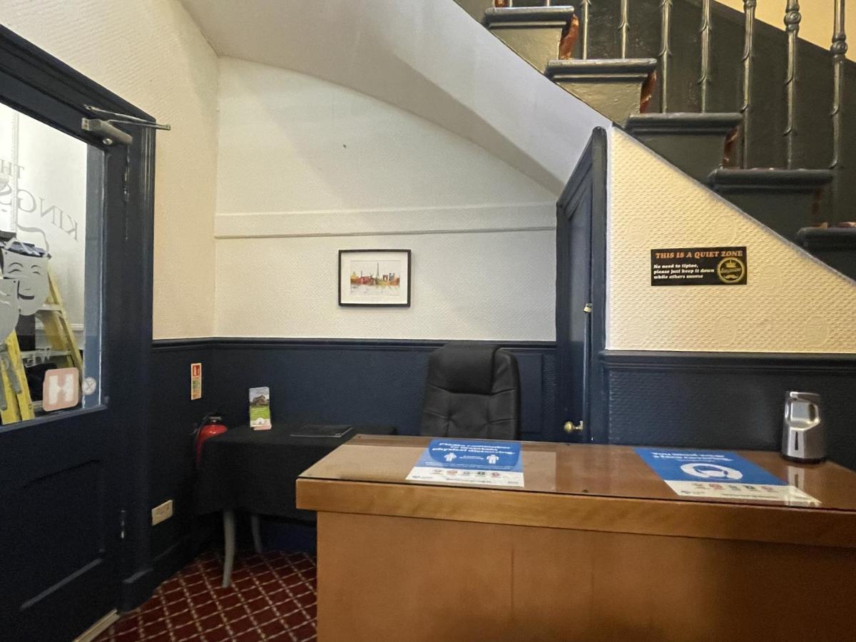 The Kingsview Townhouse - Boutique Hostel Edynburg Zewnętrze zdjęcie