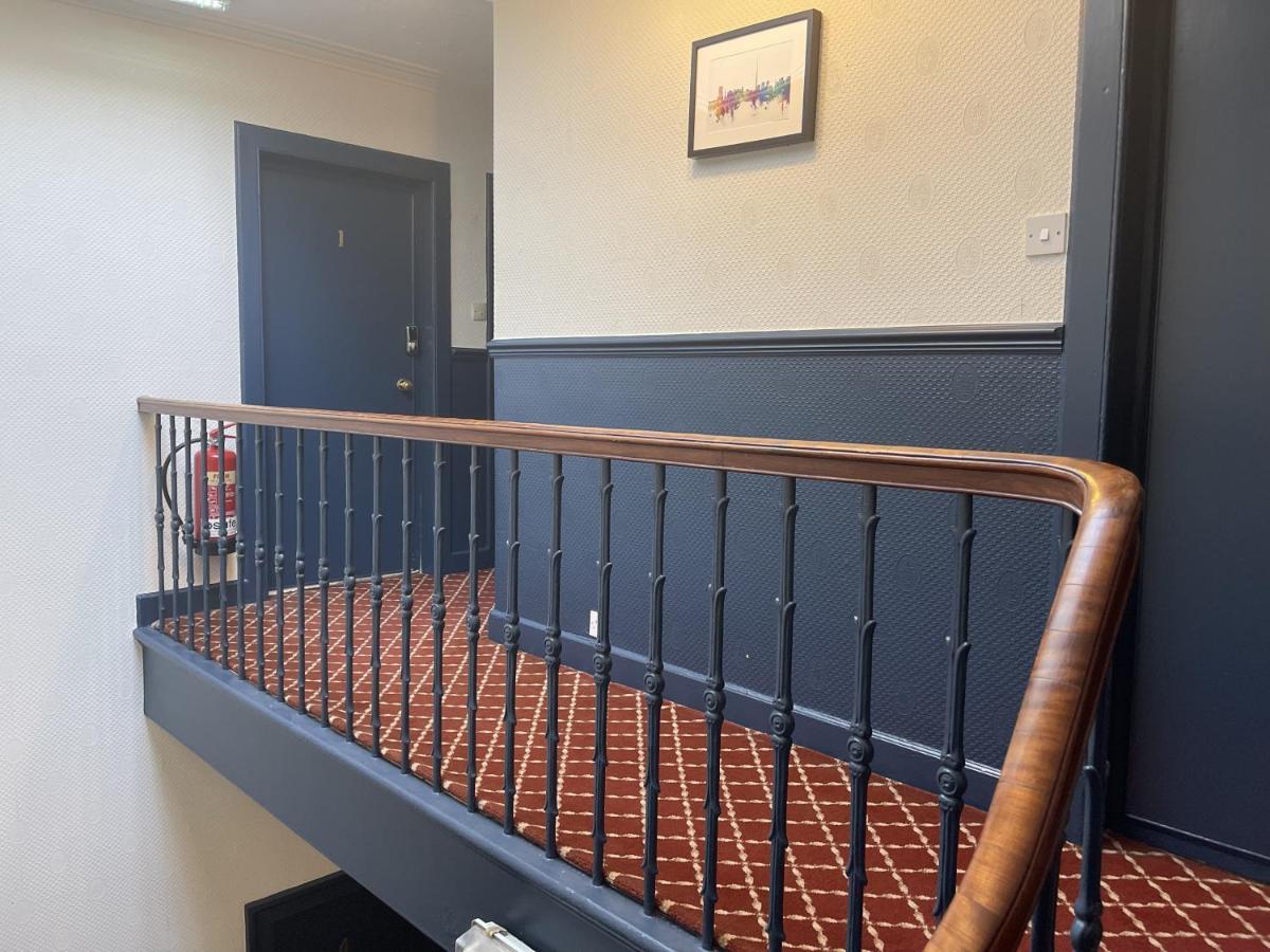 The Kingsview Townhouse - Boutique Hostel Edynburg Zewnętrze zdjęcie