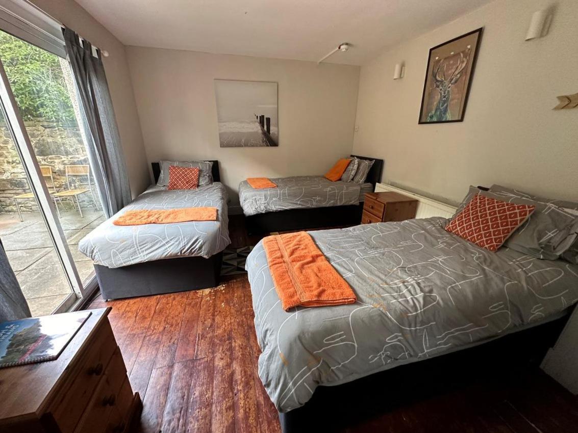 The Kingsview Townhouse - Boutique Hostel Edynburg Zewnętrze zdjęcie