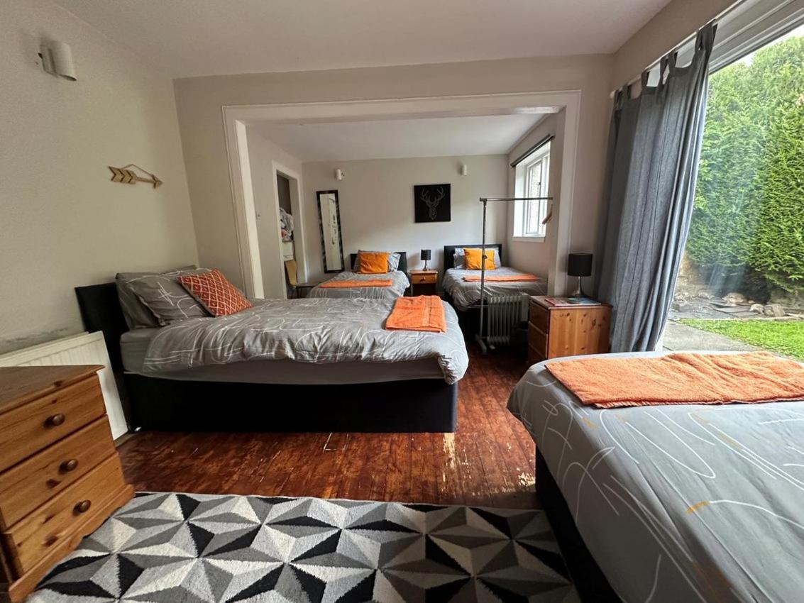 The Kingsview Townhouse - Boutique Hostel Edynburg Zewnętrze zdjęcie